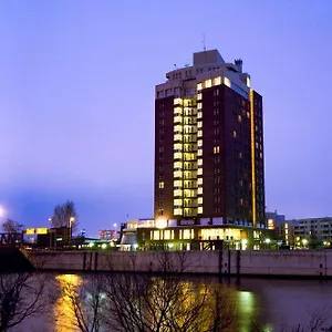 4* Hotel Hi International